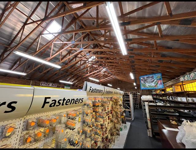 6,800M² WAREHOUSE FOR SALE IN ANZAC
